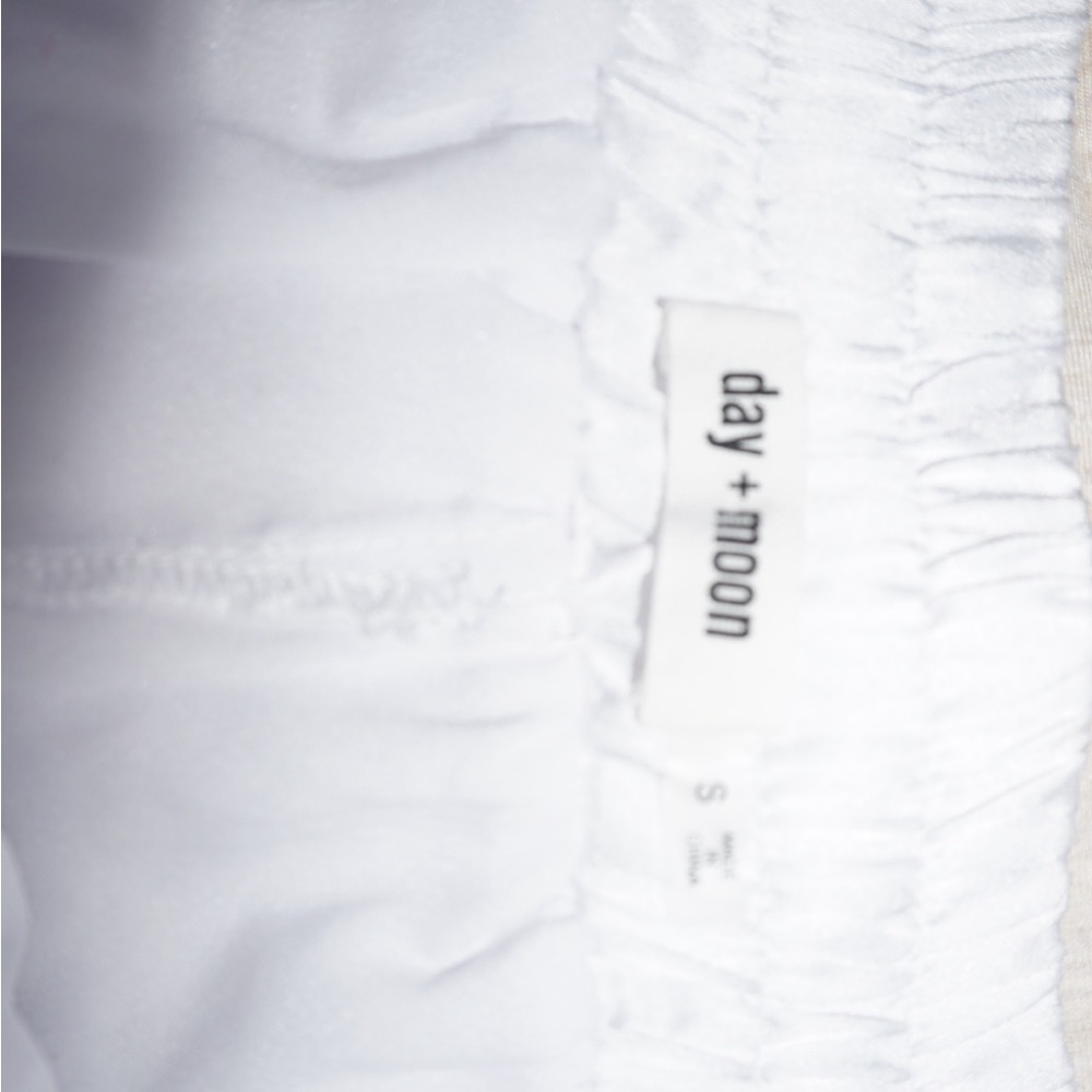 White Ruffled Skirt - Picture 3 of 3